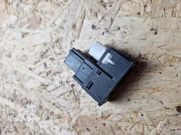 BMW USB-Steckdose Heck OEM 8410922924701 Gebraucht image 3
