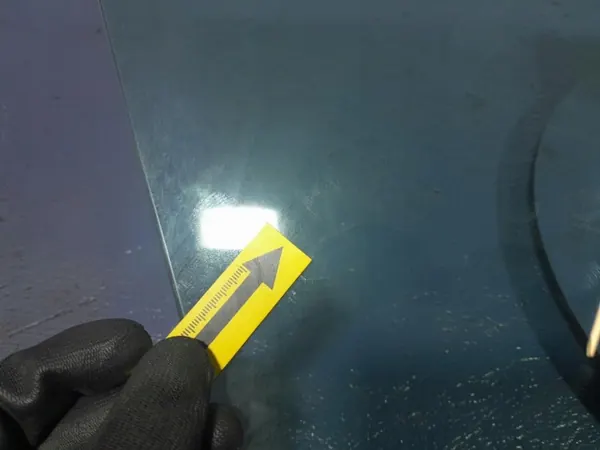 Skoda Octavia IV Fram Höger Dörr Glas OEM 5E3845202 image 4