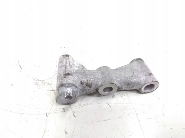 Cadillac CTS 2009 AC-compressorbeugel OEM 12602100 image 2