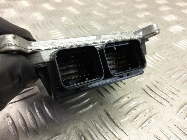 Module suspension active OEM 50559693 Alfa Romeo Stelvio image 5