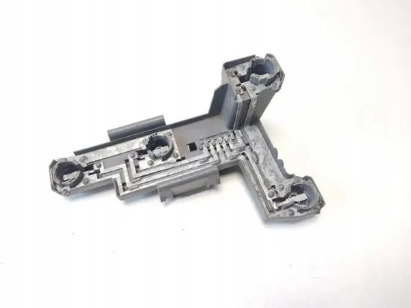 VW Takavalonliitin OEM 1K9945257 - Käytetty image 2