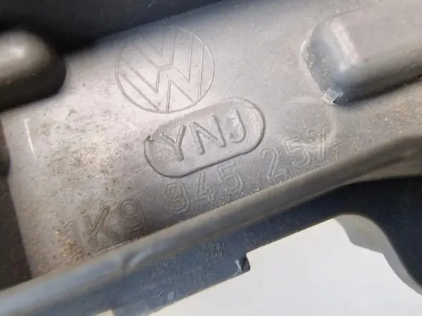 VW Takavalonliitin OEM 1K9945257 - Käytetty image 3