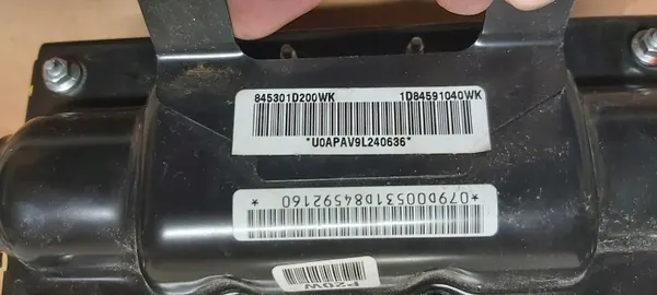 KIA Carens II 2009 Matkustajan Ilmatyyny OEM 1D84591040WK image 7