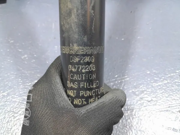 Amortecedores Traseiros Toyota Prius III OEM Lochow-323848 image 6