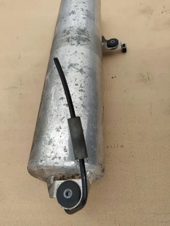 Porsche Lufttank OEM 97035815503 - Gebraucht image 4