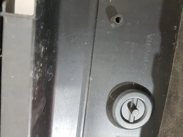 TOYOTA YARIS IV Grill 53101-K0010 image 3