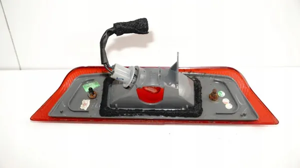 Feu Stop Arrière OEM 360176379 pour Nissan Micra K13 image 6