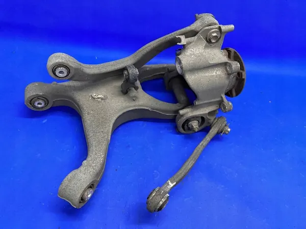 AUDI A8 D4 Vasemman Takapään Koukku 4H0505435D image 2