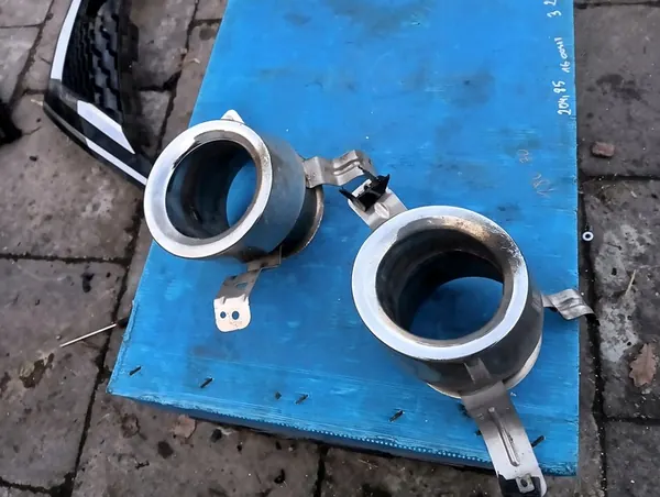 Alfa Romeo Stelvio 2.2jtd embout d'échappement droit image 2