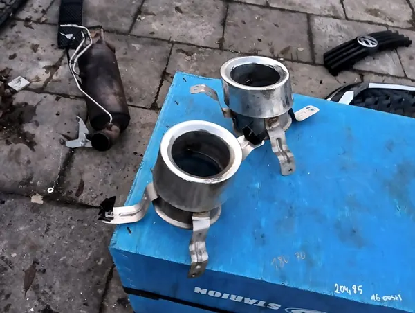 Alfa Romeo Stelvio 2.2jtd embout d'échappement droit image 3