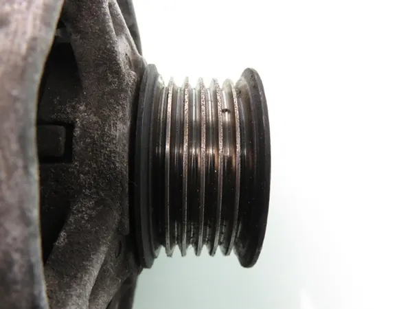 Vaihtovirtageneraattori Ford Focus 1.6 16V image 7