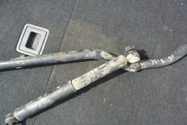 Barra Panhard Dianteira Suspensão Nissan Patrol Y61 OEM image 3