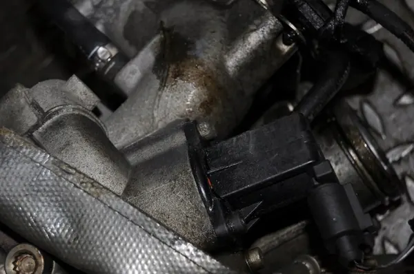 Turbo AUDI A3 2.0L 147kW 2008 OEM 06F145701D image 4