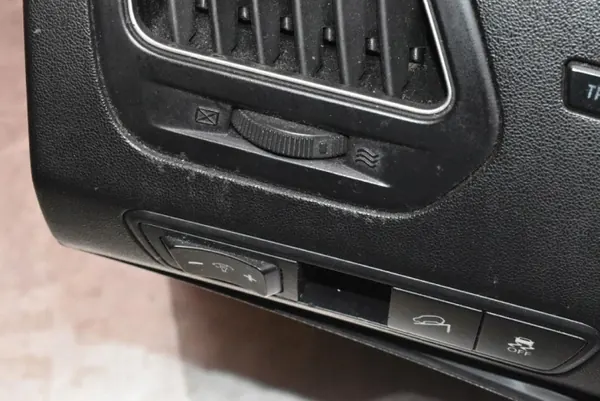 Consola painel OEM mamAUTO-1048599- Hyundai IX35 image 4