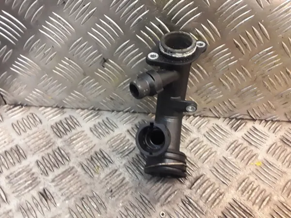 Mercedes-Benz E W212 vacuümslang OEM 6512000451 image 3