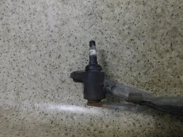 Etupyyhkijän mekanismi Renault Clio III image 2