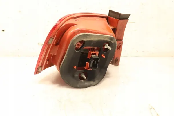 Luz Trasera Derecha Volkswagen Passat B6 image 2