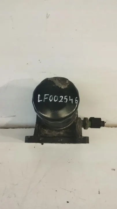 Mazda Oljefilterhållare OEM orion 000284 - Begagnad image 2