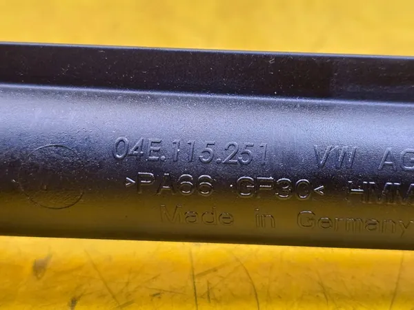 Olje pump Skoda Octavia III 04E115105AB image 2