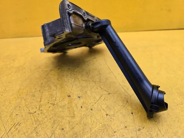 Olje pump Skoda Octavia III 04E115105AB image 4