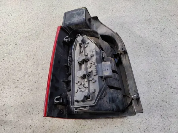 Luz Trasera Derecha VW Transporter T5 Lift OEM 7H0945096L12 image 3