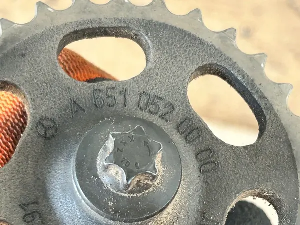 Mercedes-Benz A6510500200 Árbol de levas image 5