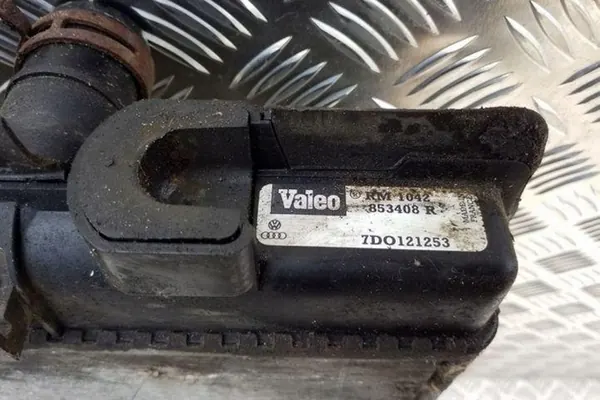 Radiador de agua VW TRANSPORTER IV FLATBED 2.5L diesel image 3