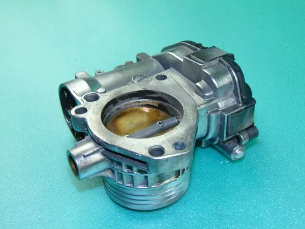 Peugeot Luftdrosselklappe 9647925480 image 8