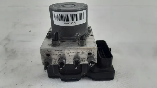 Fiat Tipo II ABS-pump OEM 00520530740 - Begagnad image 6