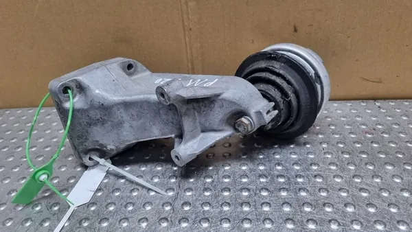 Motorsteun links Mercedes-Benz CLC CL203 2009 image 3