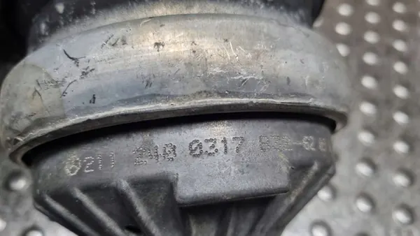 Motorsteun links Mercedes-Benz CLC CL203 2009 image 5