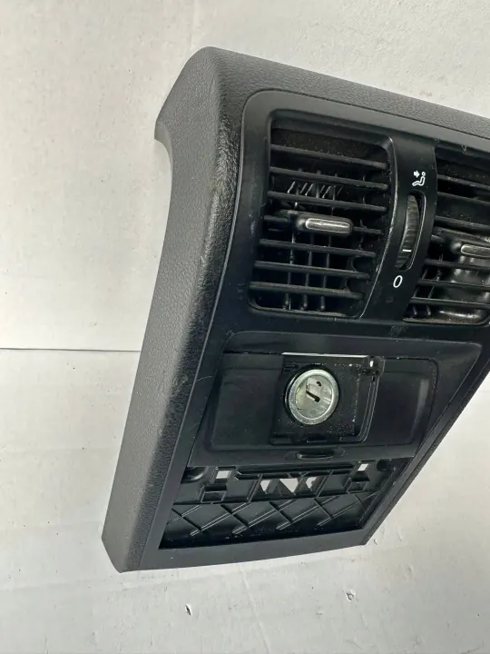 Grille de ventilation accoudoir arrière VW Passat B6 OEM BCN6405 image 3