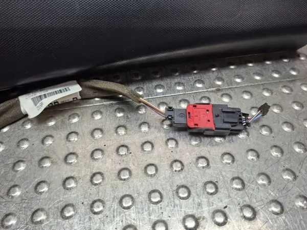 Airbag passageiro OEM S26279648 para Dacia Sandero II image 3