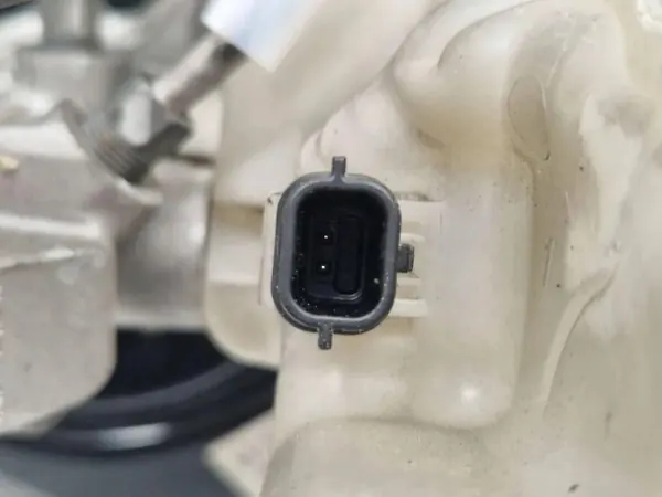 Begagnad Renault OE Servo 472105487R för Espace V image 9