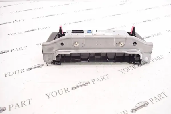Lexus NX Navigationsbildschirm OEM 8611078040 - Gebraucht image 7