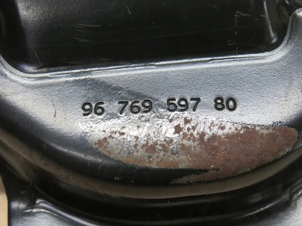 Soporte filtro combustible Ford Kuga II 2017 OEM 9804498180 image 10