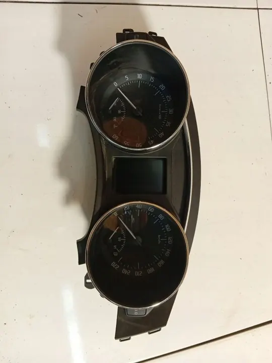 Skoda Superb Nopeusmittari, Mittaristo 2009 1.9L 3T1920 image 4