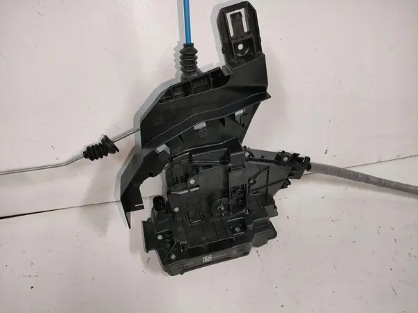 MERCEDES GLE W167 Dörrlås Höger Bak 2023 A0997309200 image 2