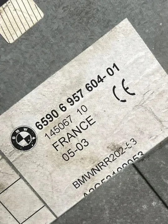 BMW CD-wisselaar OEM 6957604 voor 5 Touring E39 image 4