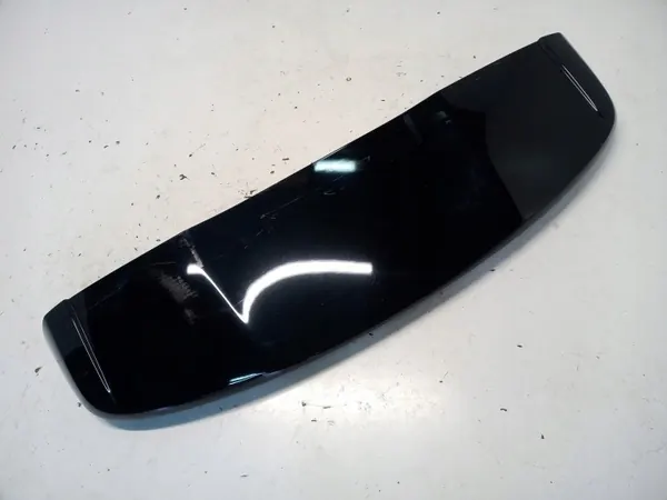 Spoiler de hayon OEM 9825814080 pour Peugeot 2008 II image 2