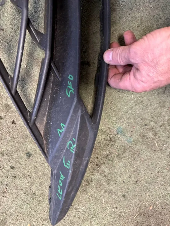 Griglia Paraurti Anteriore SEAT LEON 3 5F0853666J image 4