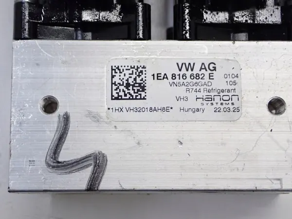 Válvula de expansión AC OEM 1EA816682E para Ford Capri image 5