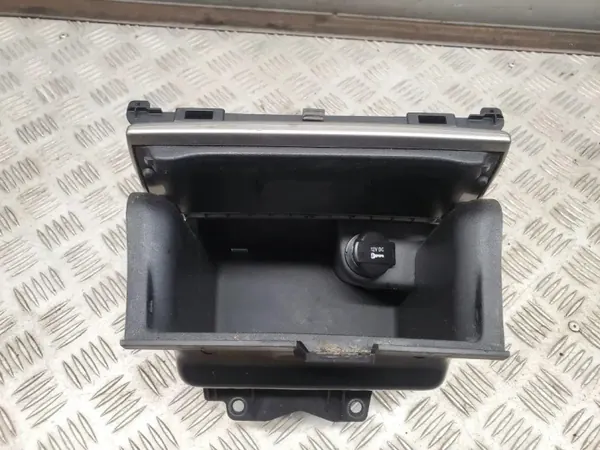 Jeep OE X90006205DL Instrumentbräda Askkopp Fram image 6