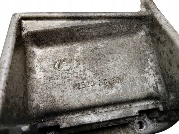 Cárter de aceite usado OEM 21520-38057 Hyundai Santa Fe image 5