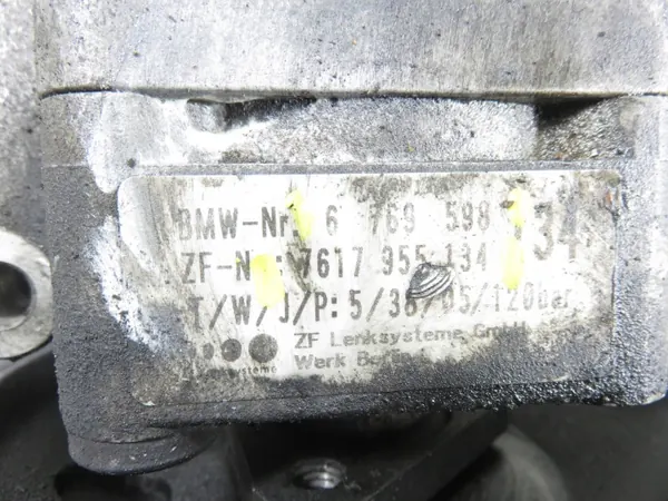 Pompe de direction OEM 7617955134 pour BMW E90 image 6