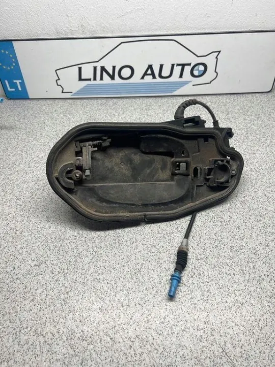 BMW 5 E60 vänster bakdörr handtagsram OEM 7034543 image 2