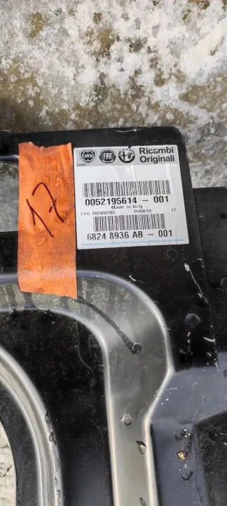 Fiat Ducato Pylväs C Vahvike Oikea Taka OEM 68248936AB image 5