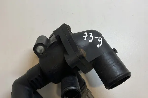 Carcasa de termostato CITROËN JUMPER 2.2L diesel 2014 OEM image 2