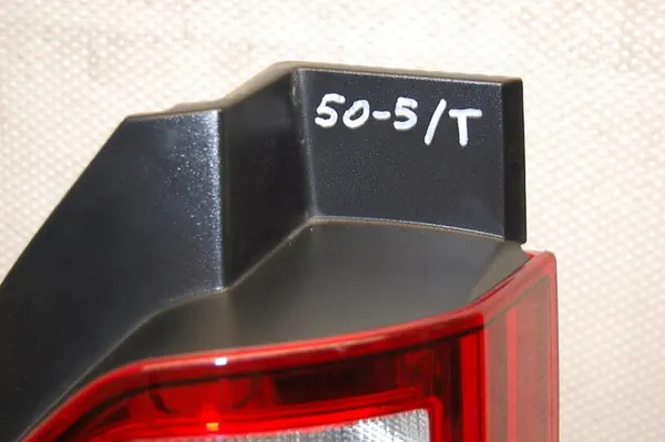 VW T6 Luz Trasera LED Derecha 7E0945208E image 5