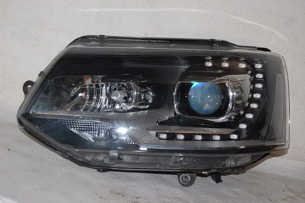 VW T6 Luz Trasera LED Derecha 7E0945208E image 6